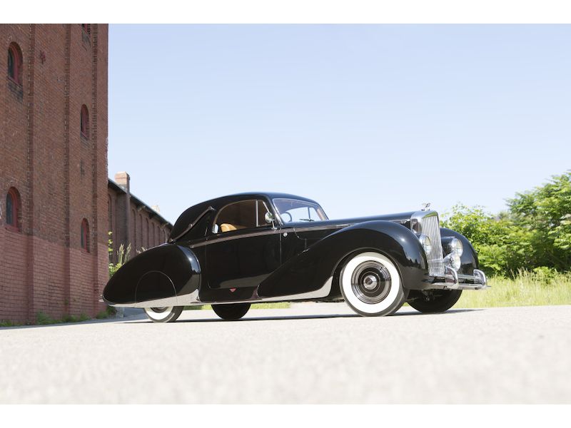 http://images2.bonhams.com/image?src=Images/live/2013-10/14/8860111-1-44.jpg&width=800&height=600