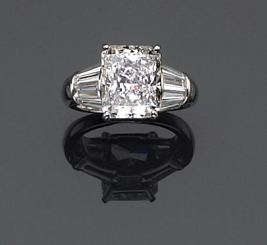Bonhams : A diamond solitaire ring, Oscar Heyman & Bros.