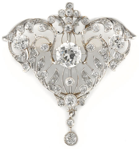 Bonhams : A diamond openwork pendant/brooch
