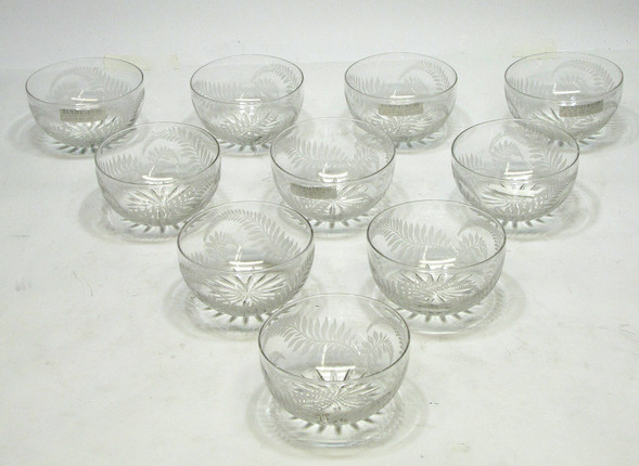 Bonhams : Ten engraved and cut glass finger bowls