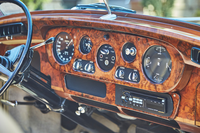 Original left hand drive, U.S. delivery1961 ROLLS-ROYCE  SILVER CLOUD II 'ADAPTATION' DROPHEAD COUPECoachwork by H.J. MullinerChassis no. LSXC 173Engine no. 451 CS image 14