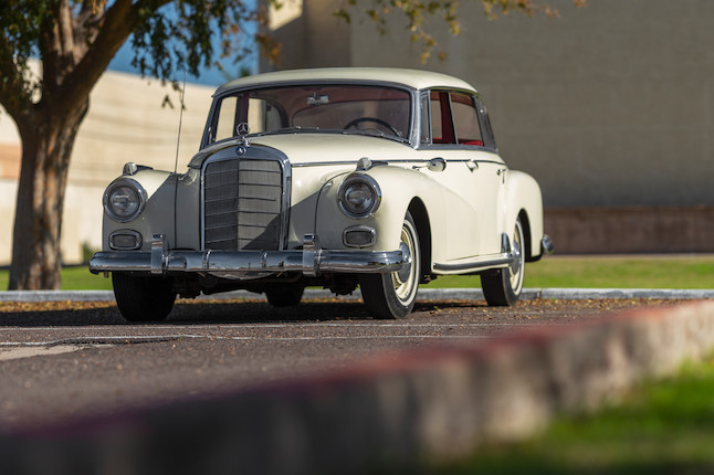 1959 Mercedes-Benz 300D 'Adenauer'Chassis no. 189010-12-9500164 image 1