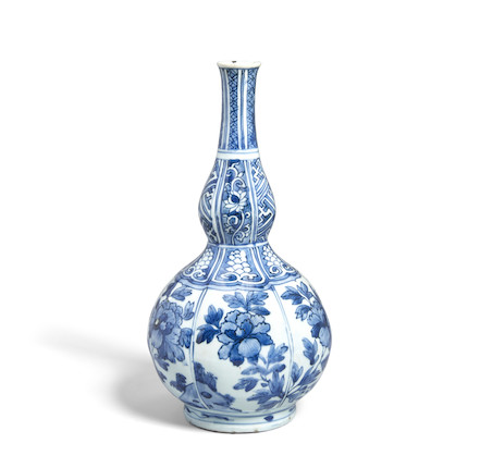 Bonhams : A blue and white lobed gourd-shaped bottle vase Ming dynasty ...