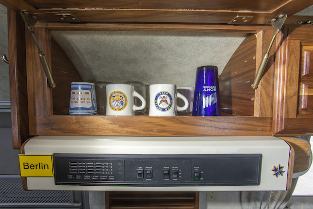 1992 Airstream   Model 34 Limited Excella Travel Trailer  VIN. 1STGLAU36NJ508766 image 51