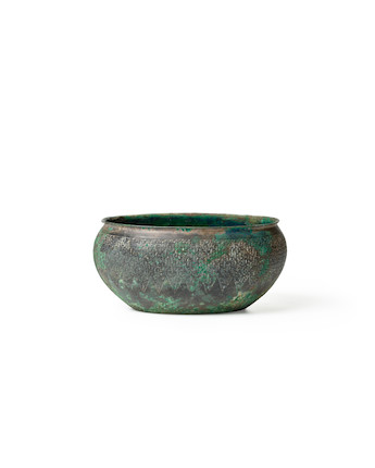 AN ARCHAIC BRONZE OVAL BOWL WITH RING HANDLE (HE) Eastern Zhou dynasty, 6th-5th century B.C. image 2
