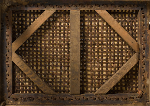 A VERY RARE HUANGHUALI 'WANNIAN TAIPING' YOKEBACK ARMCHAIR, GUANMAOYI  Ming dynasty, 16th/17th century image 9