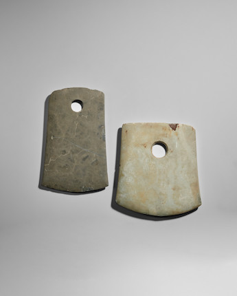 TWO NEOLITHIC GREY STONE AXES, FU circa 5th-3rd millenium B.C. (2) image 2
