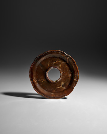 A LOBED BROWN JADE CUPSTAND Song - Ming dynasty image 1