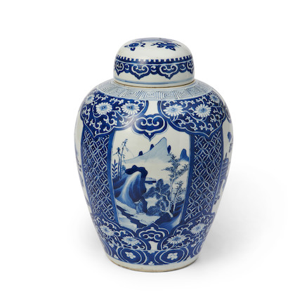 Blue and White Covered Jar image 1