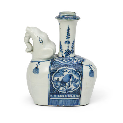 Blue and White Elephant-form Kendi image 1