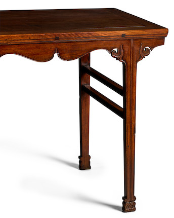 A HUANGHUALI RECESSED-LEG WINE TABLE, JIUZHUO Ming dynasty, late-16th/early-17th century image 5