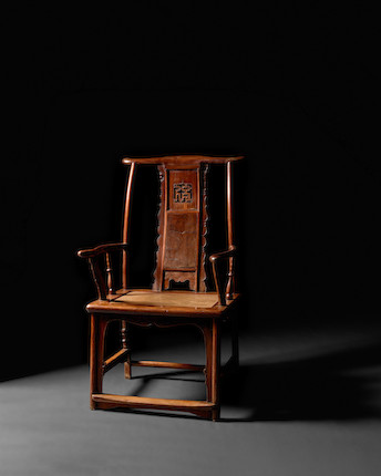 A RARE AND EXCEPTIONAL HUANGHUALI AND NANMU 'FU' CHARACTER YOKEBACK ARMCHAIR, GUANMAOYI Ming dynasty, 16th/17th century image 3