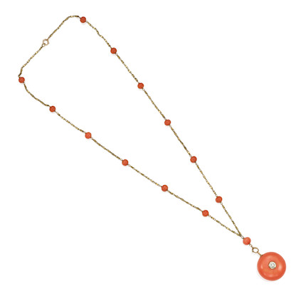 A GOLD, CORAL AND DIAMOND NECKLACE image 1