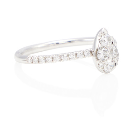 CARTIER AN 18K WHITE GOLD AND DIAMOND RING image 3