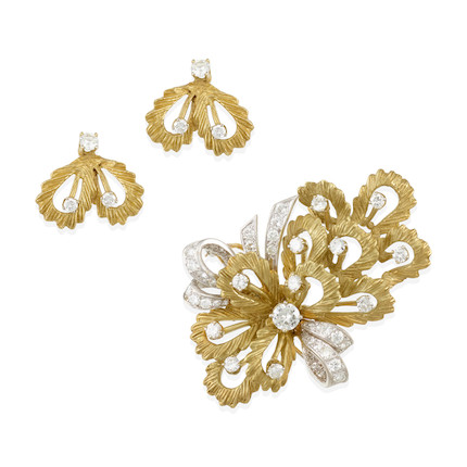 A PAIR OF 14K GOLD AND DIAMOND EARRINGS AND A 14K BI-COLOR GOLD AND DIAMOND PENDANT BROOCH SET image 1