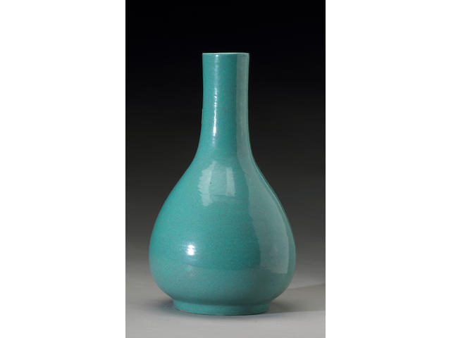 A 'robin's egg blue' glazed porcelain vase 18th/19th Century