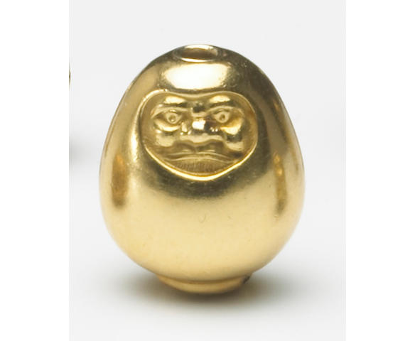 A gold ojime