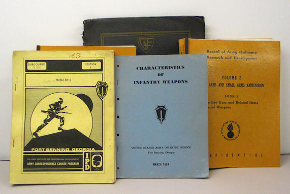 Bonhams : A lot of U.S. Army technical manuals on firearms