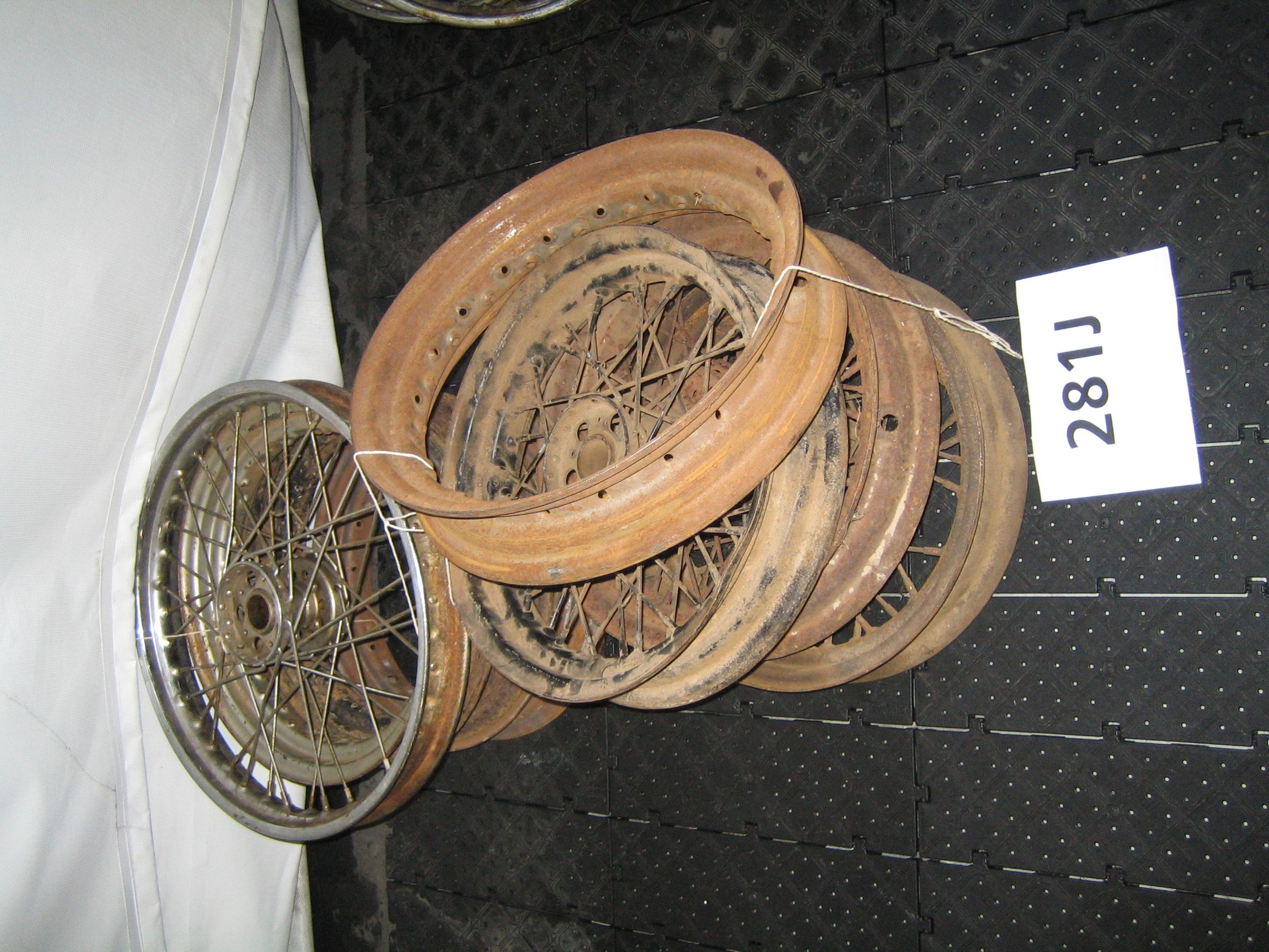 Bonhams Cars : Harley-Davidson wheels(Qty)