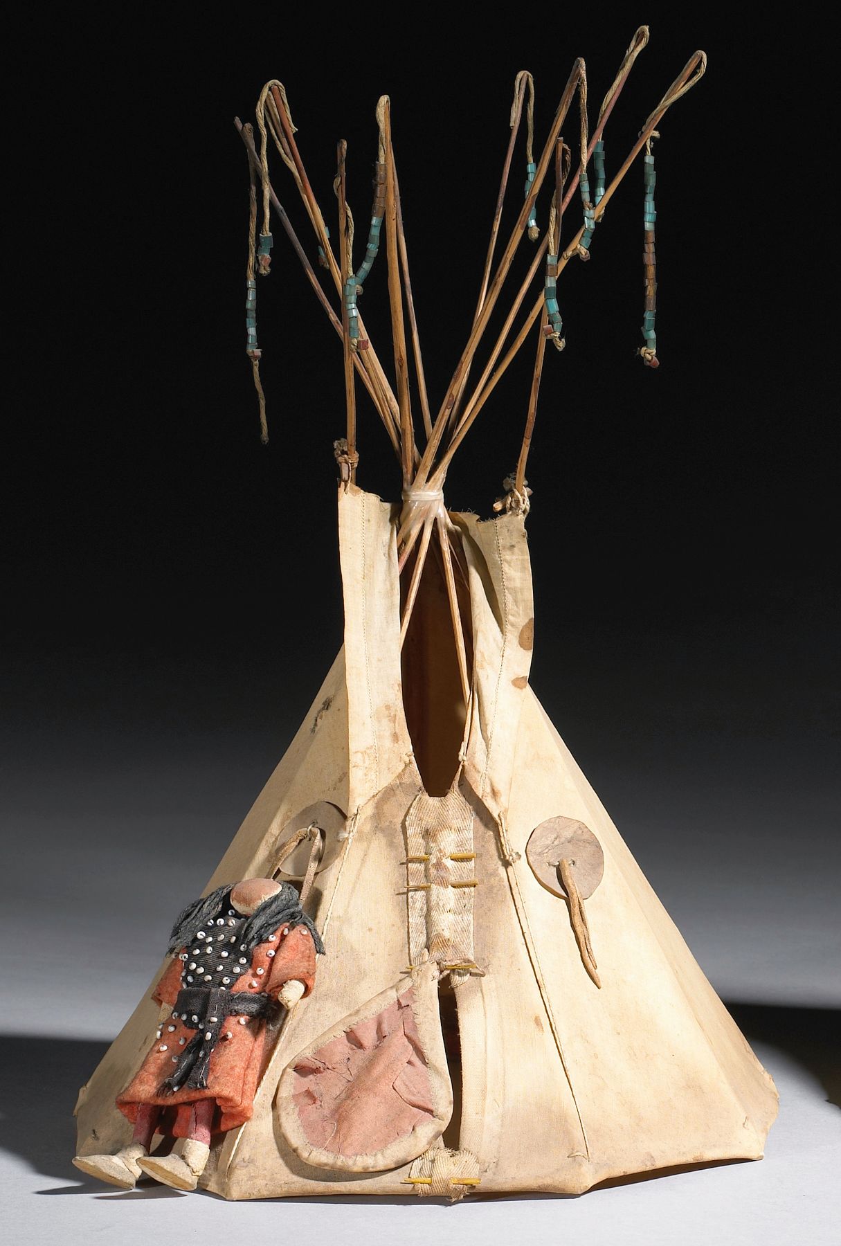 A Crow model tipi