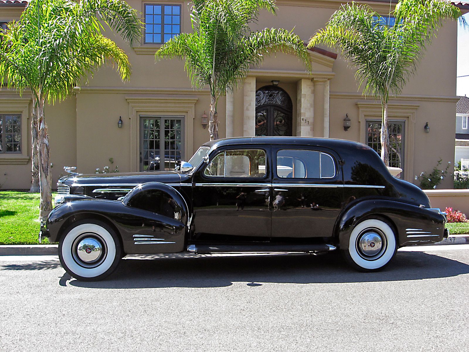Cadillac v16 imperial sedan