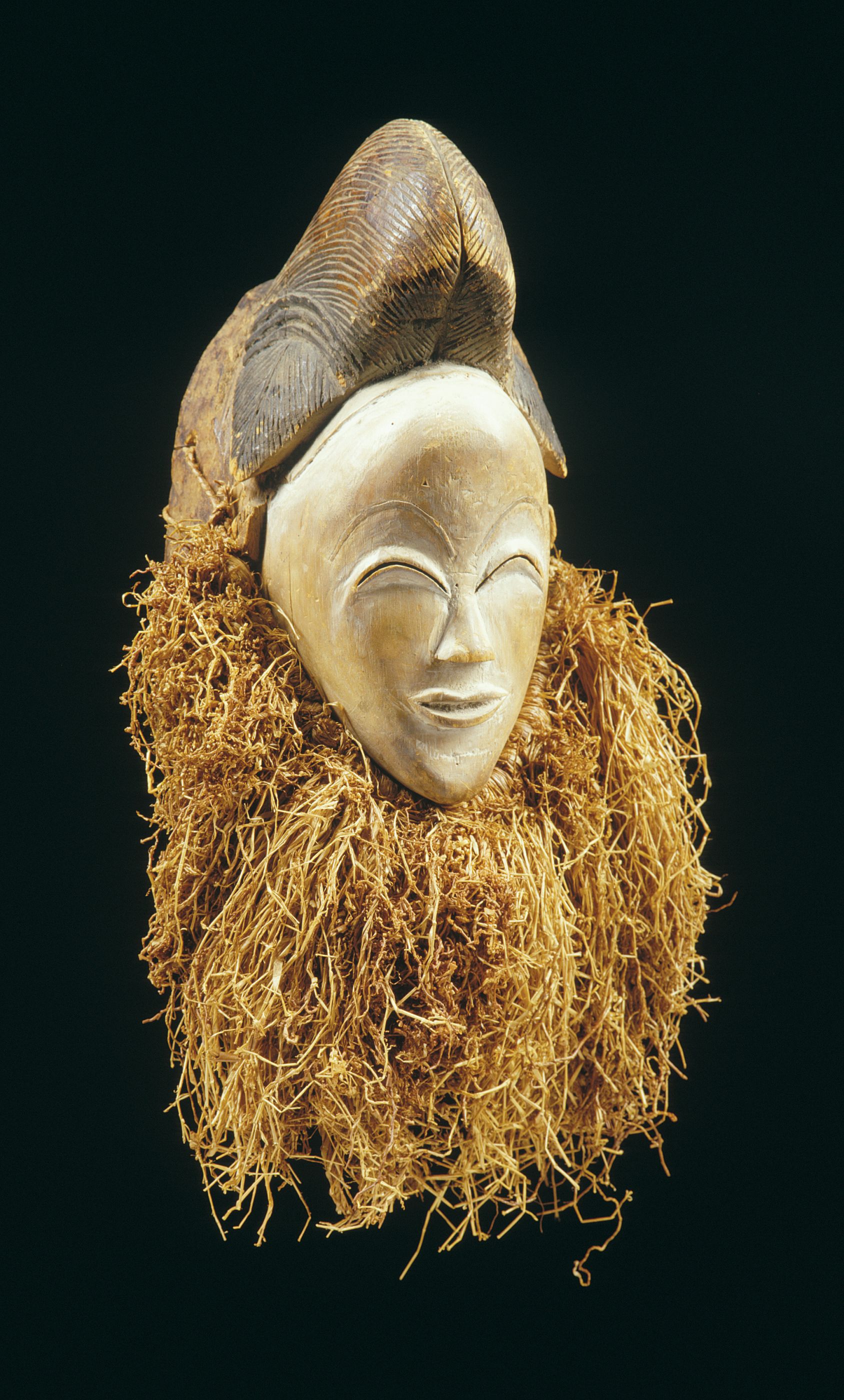 A Punu facemask