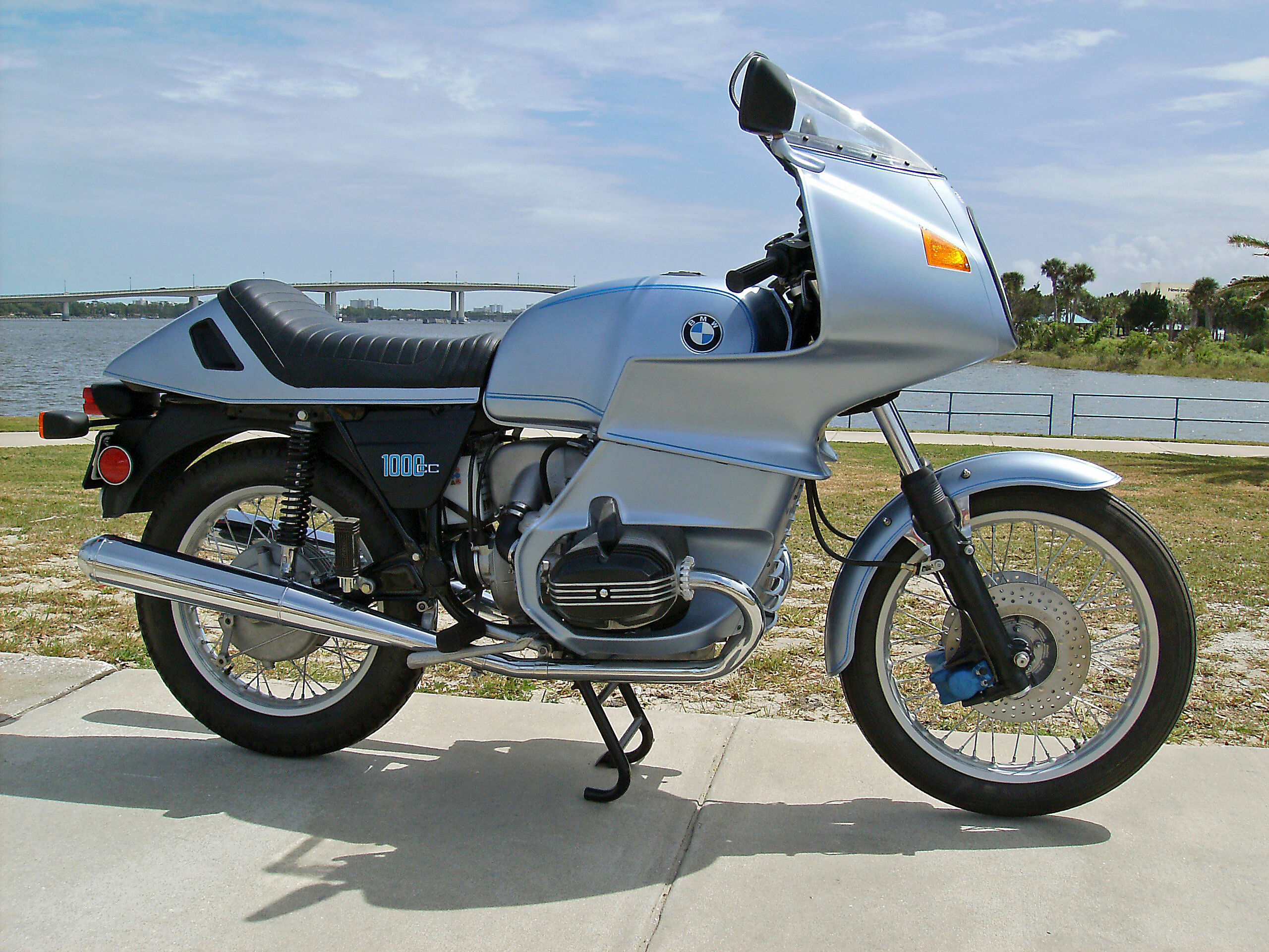 Bonhams Cars : Factory Prototype #2,1976 BMW R100RS Engine no. 6180002