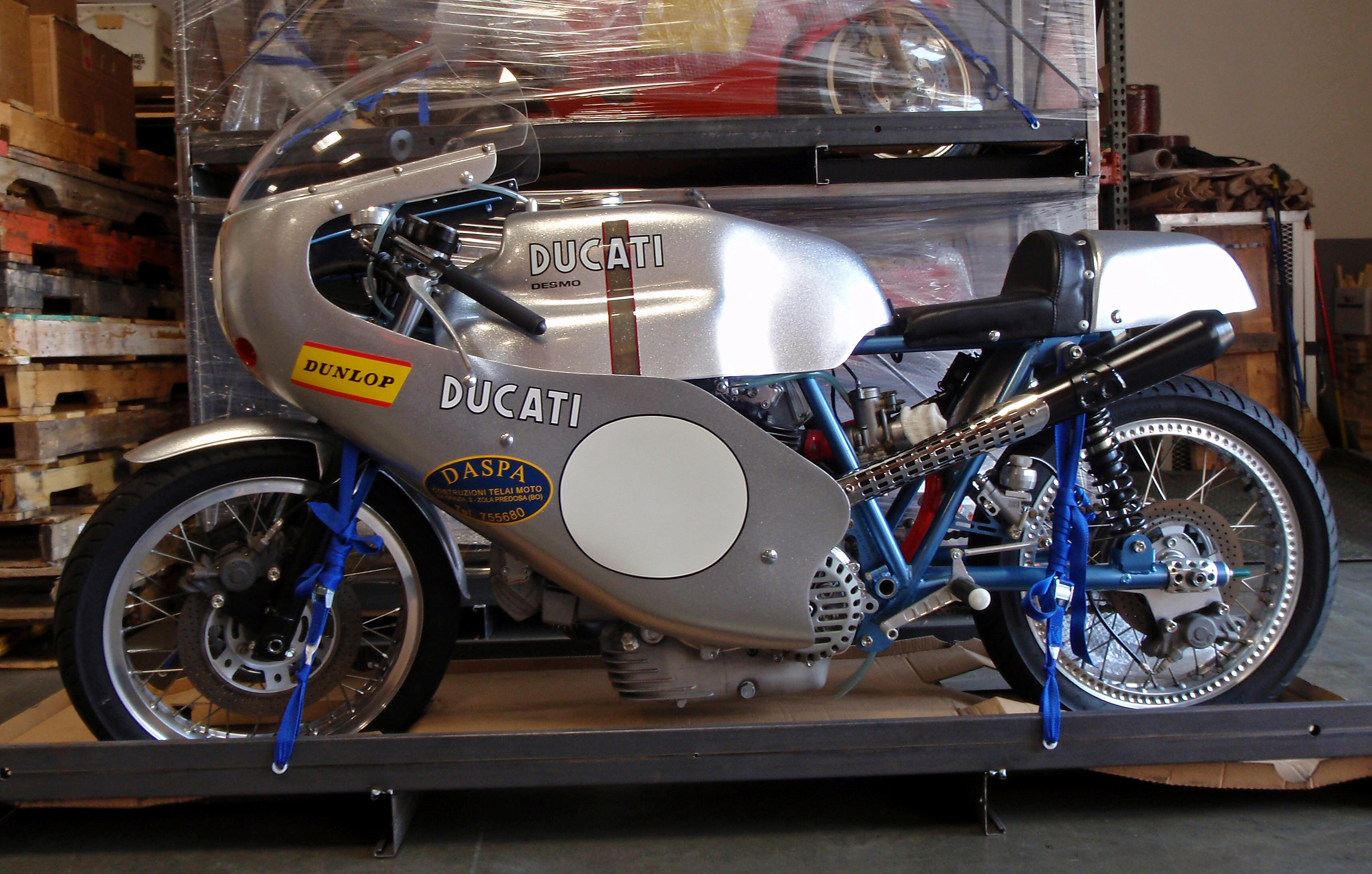 Дукати 750 SS