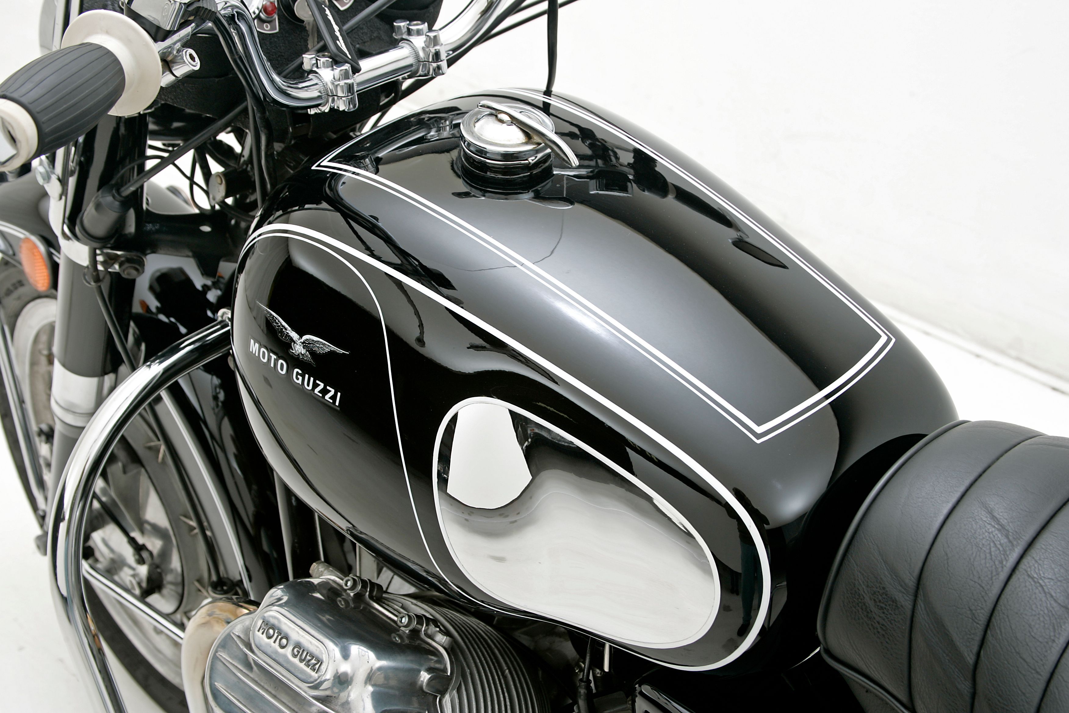 Bonhams Cars : 1971 Moto Guzzi 757cc V7 Ambassador Frame no. 21508
