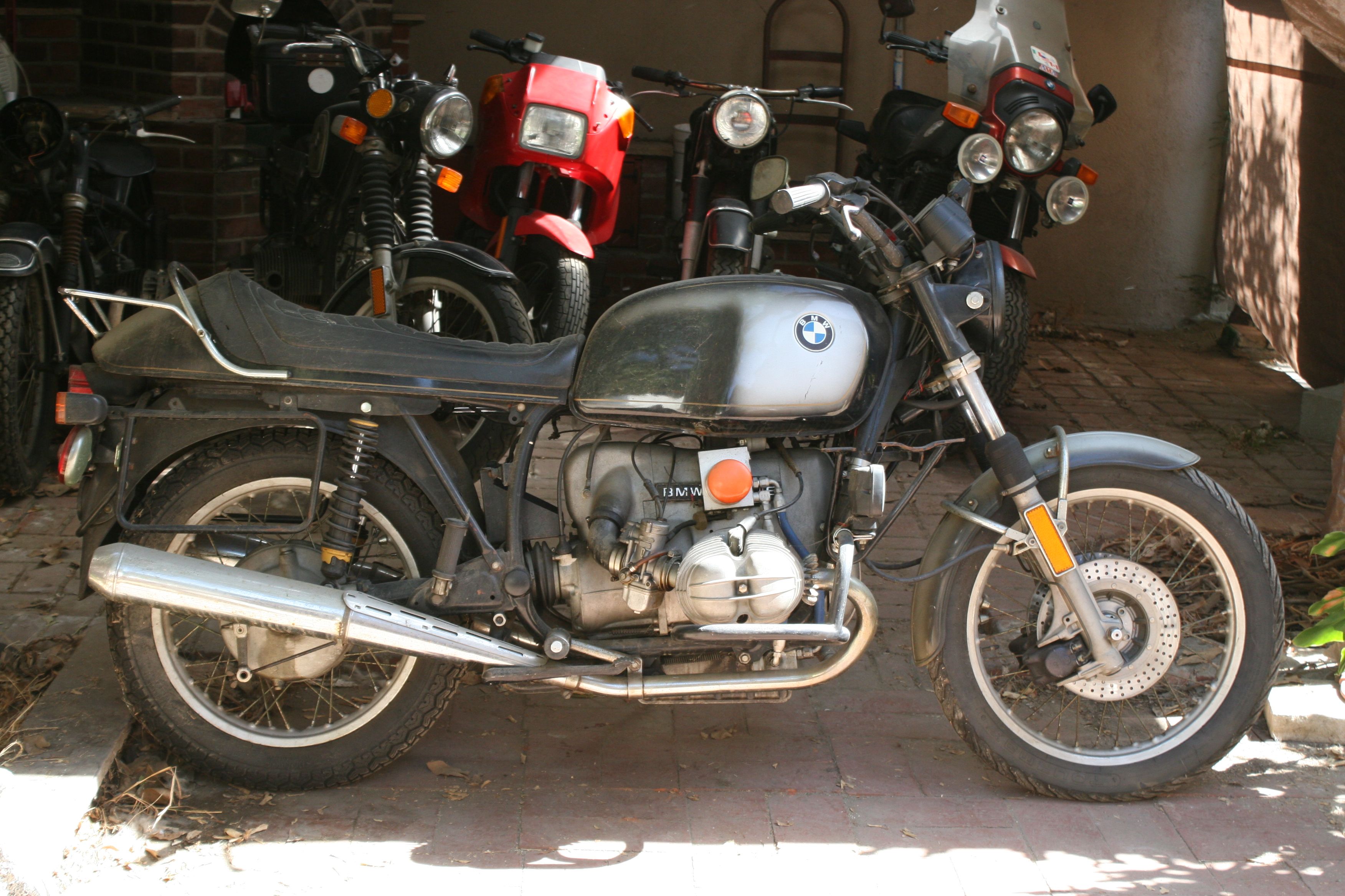 Bonhams Cars : 1976 BMW R90S Frame no. 4990465 Engine no. 4990465