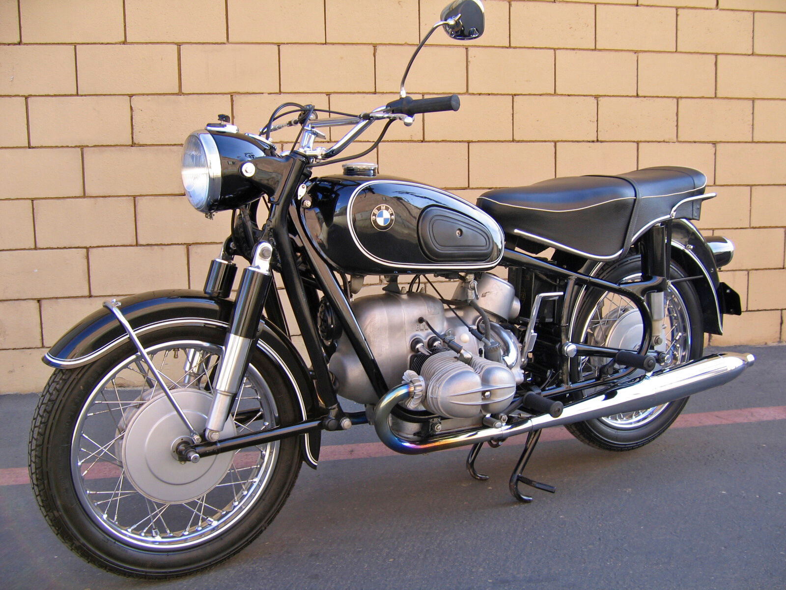 Bonhams Cars : 1968 BMW 594cc R69S Frame no. 664501 Engine no. 664501