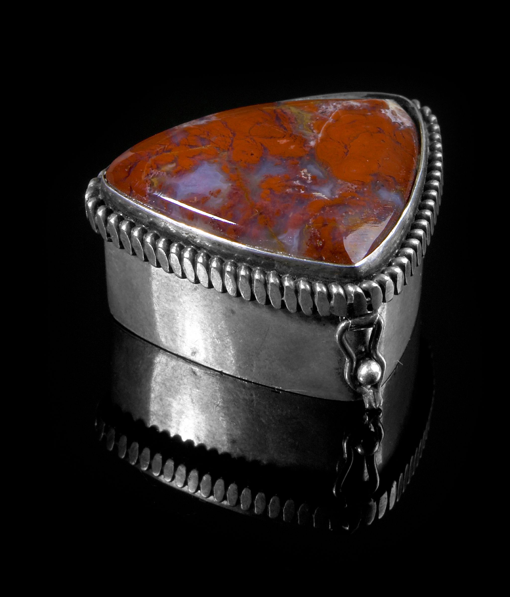 Agate and Silver Snuff Box