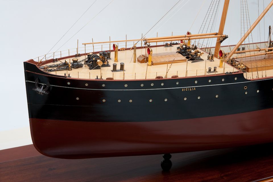 Bonhams A fine shipbuilders' model of the passenger ship S.S