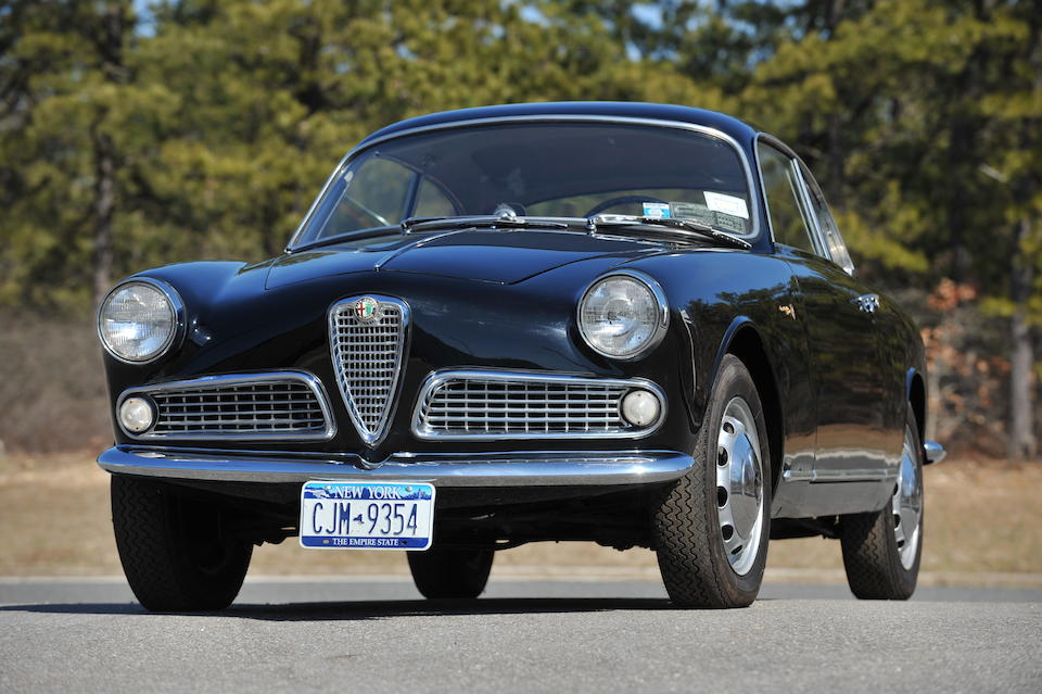 Alfa Romeo Giulietta ретро