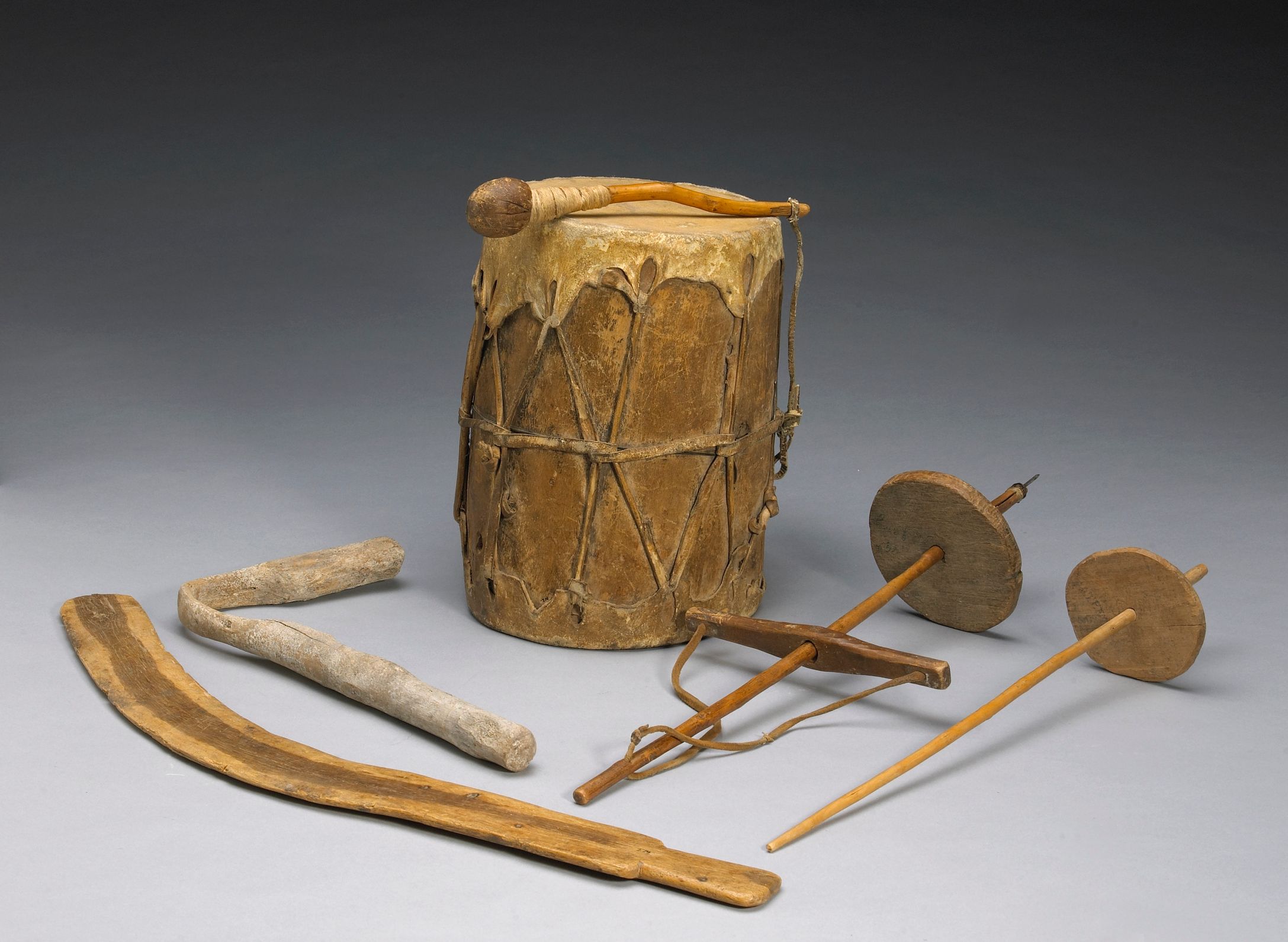 Five Pueblo items