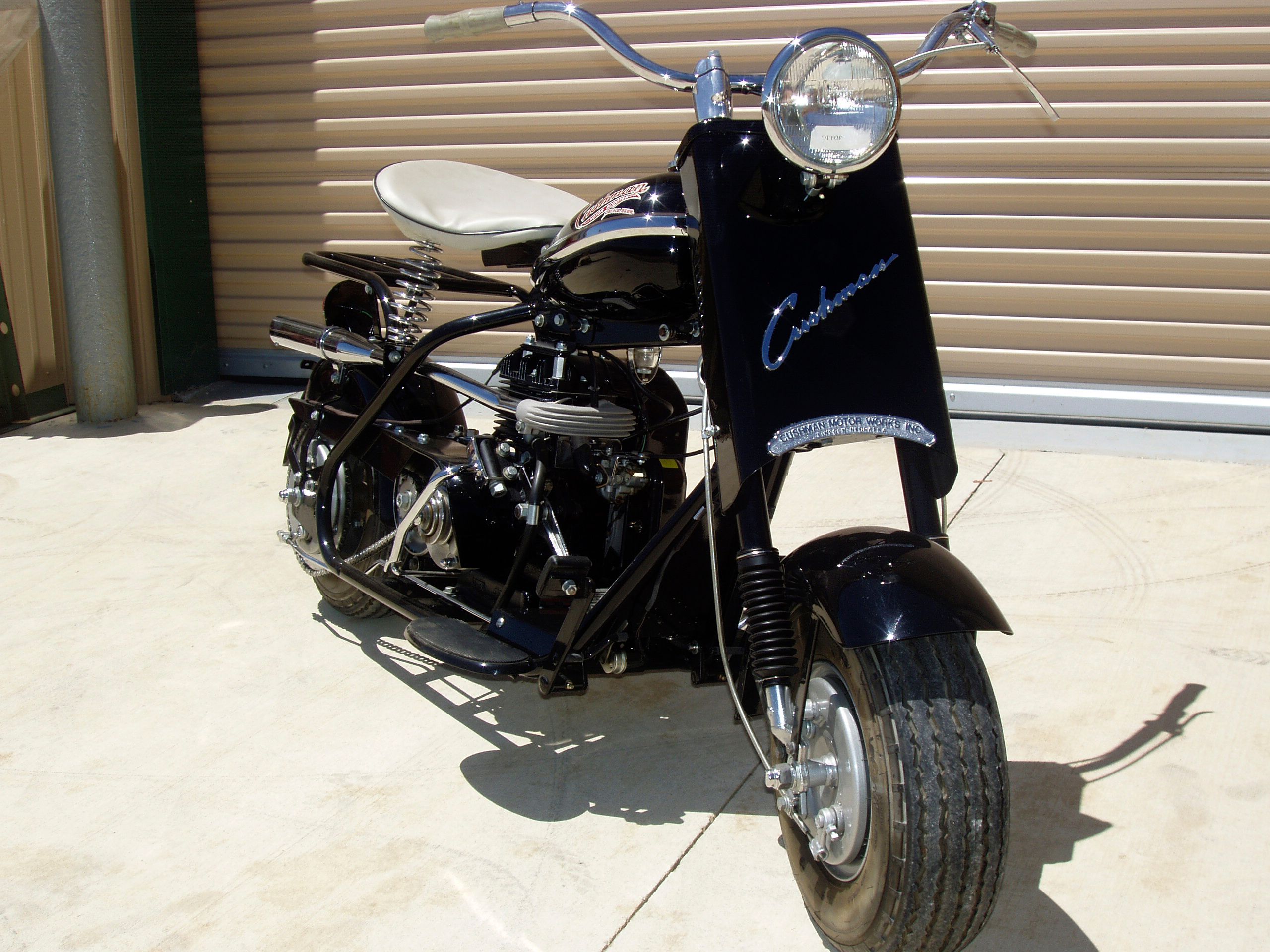 1959 Cushman Eagle Engine no. B17371 auctions & price archive