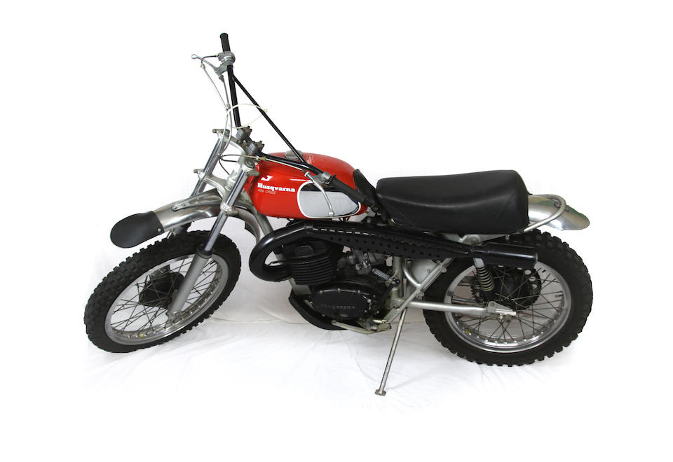 Хускварна 400. Хускварна 400 мотоцикл. Husqvarna 400 Moto. Старая Хускварна мото. Мотоцикл ниски сена14 горный.