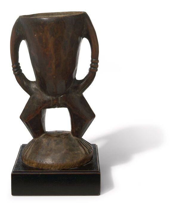 Bonhams : Large Azande Anthropomorphic Cup, Democratic Republic of the ...