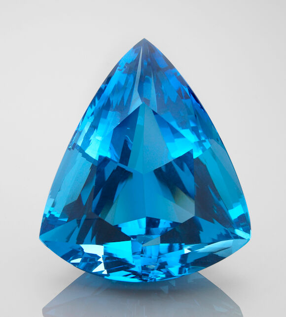Topaz Pinterest Bonhams : Large and Impressive Blue Topaz