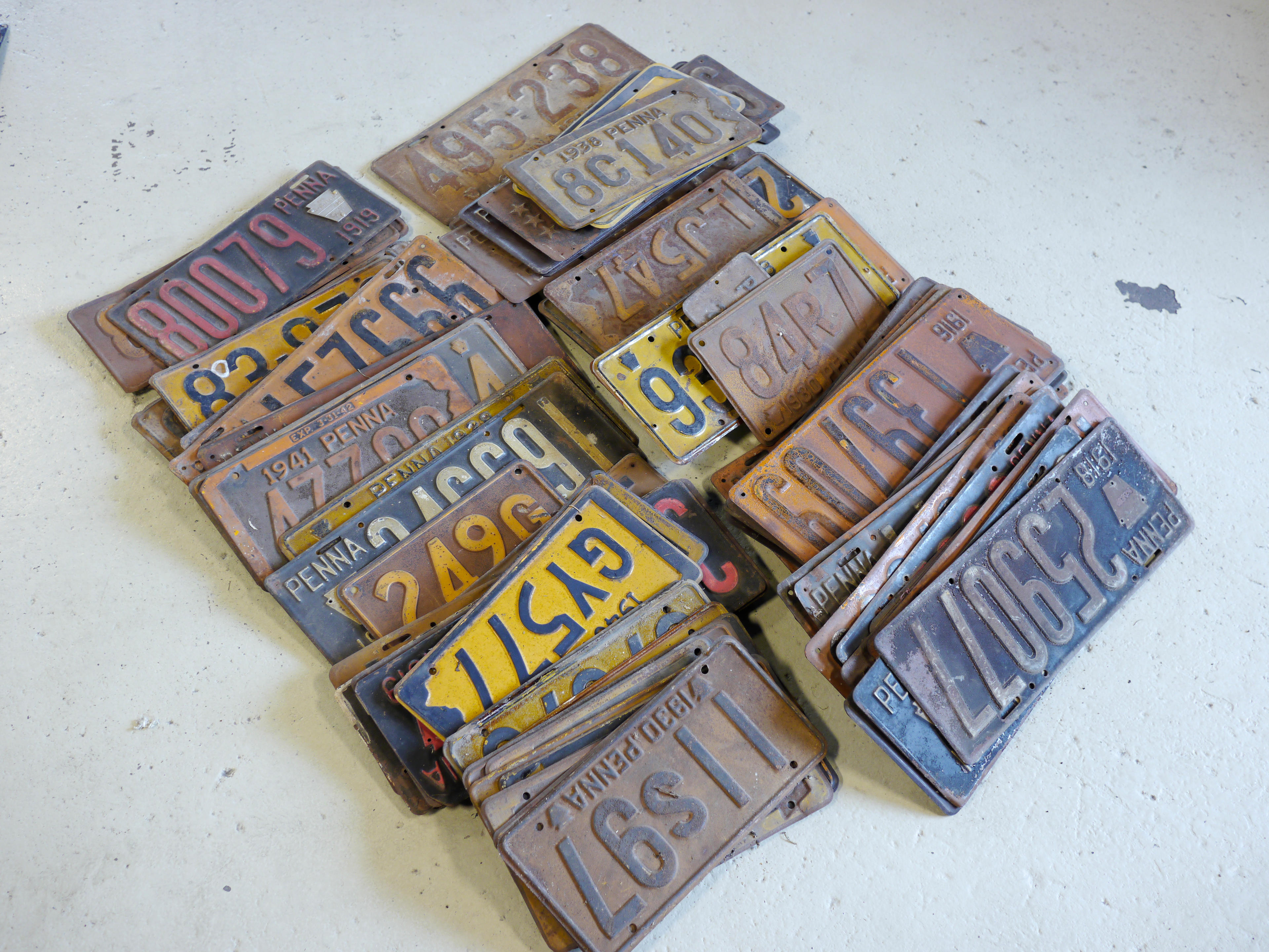 Bonhams Cars : A large grouping of pre-WWII Pennsylvania license plates,