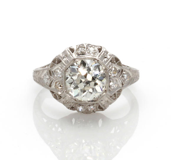 Bonhams : A belle époque diamond solitaire ring,
