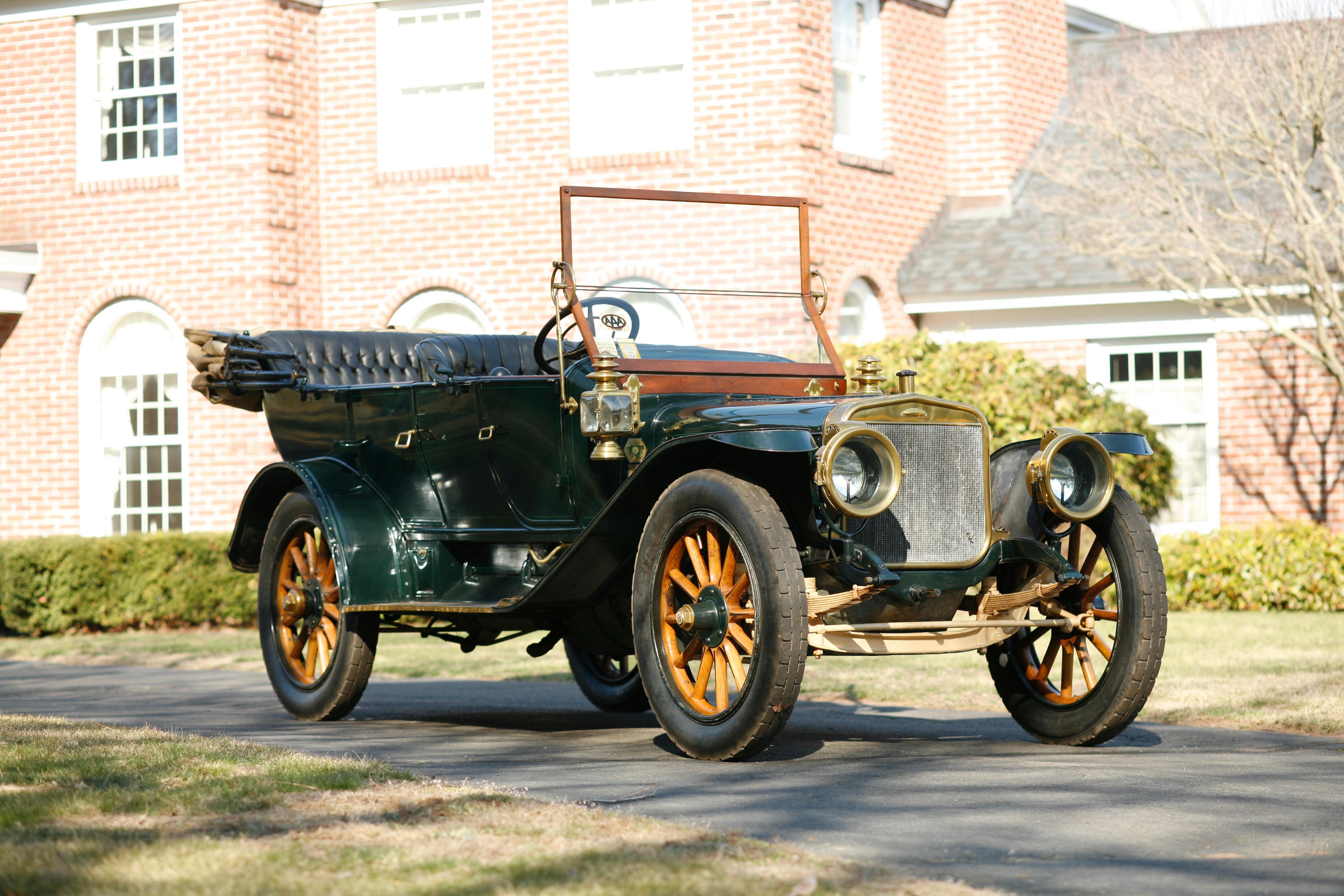 Продам первой. Шевроле 1911 года. Автомобиль Winton 1912г. Volvo 1911. Mercedes 1911.