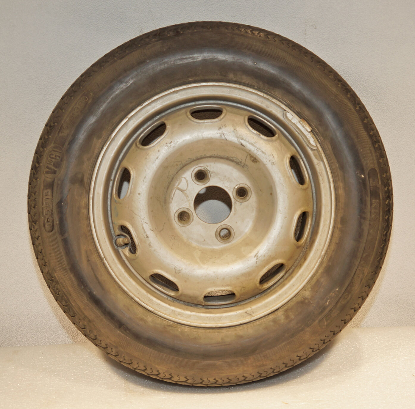 Bonhams Cars : A 15-inch Campagnolo magnesium wheel for Alfa Romeo,