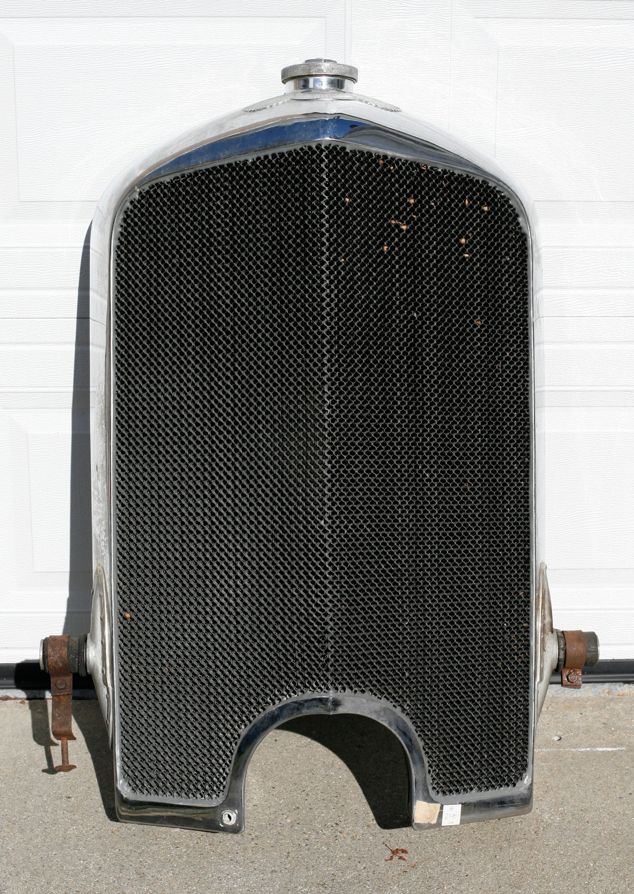 Bonhams Cars : A good Radiator for a Bentley 6 ½ or Speed Six,