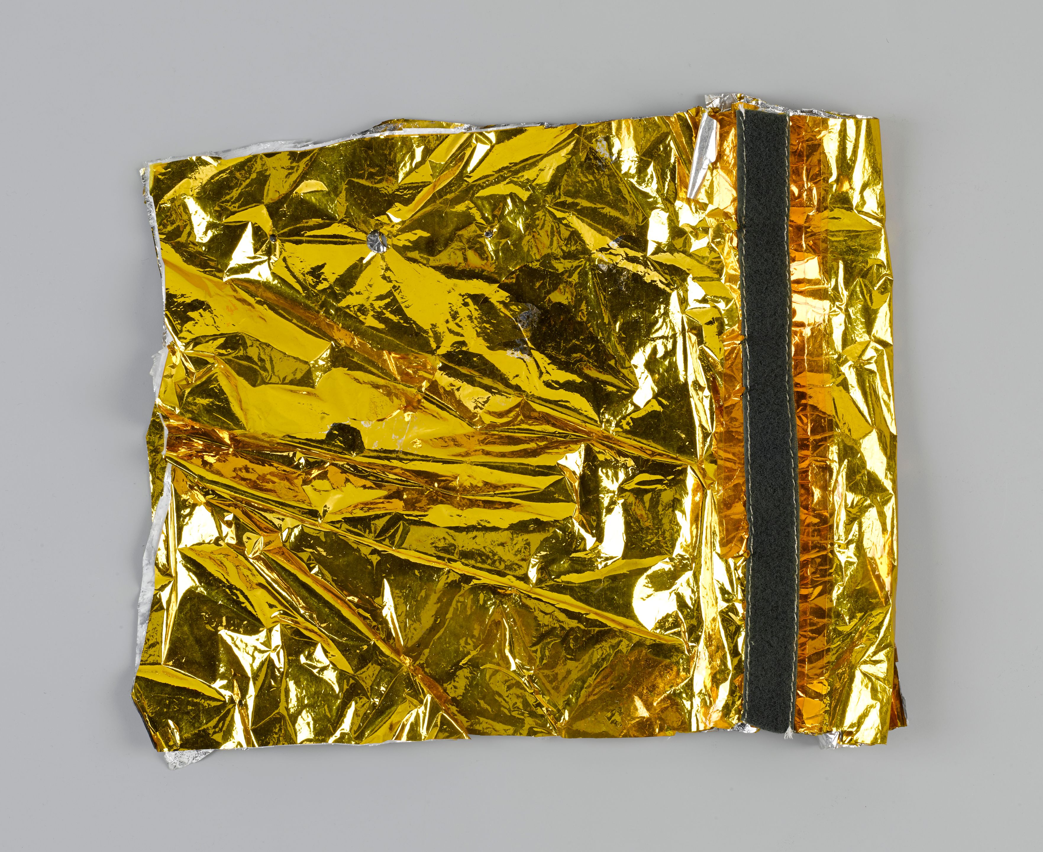 grumman-apollo-lunar-module-descent-stage-insulation-auctions