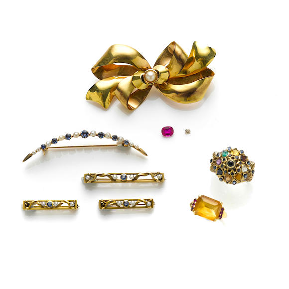 Bonhams : A collection of antique cultured pearl, gem-set and gold jewelry