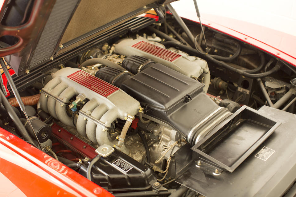 Ferrari testarossa engine