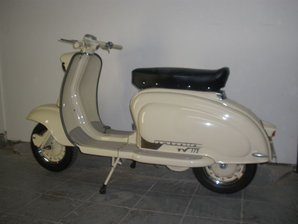 Bonhams 1959 Lambretta Tv 175 Series 1 Frame No 08541 Engine No 175 Tv 6081