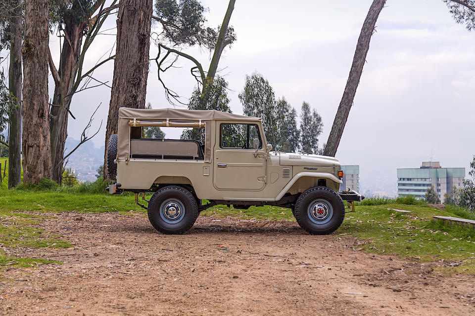 bonhams 1977 toyota land cruiser fj43 lwb chassis no fj43 49240 engine no 2f 186711 1977 toyota land cruiser fj43 lwb