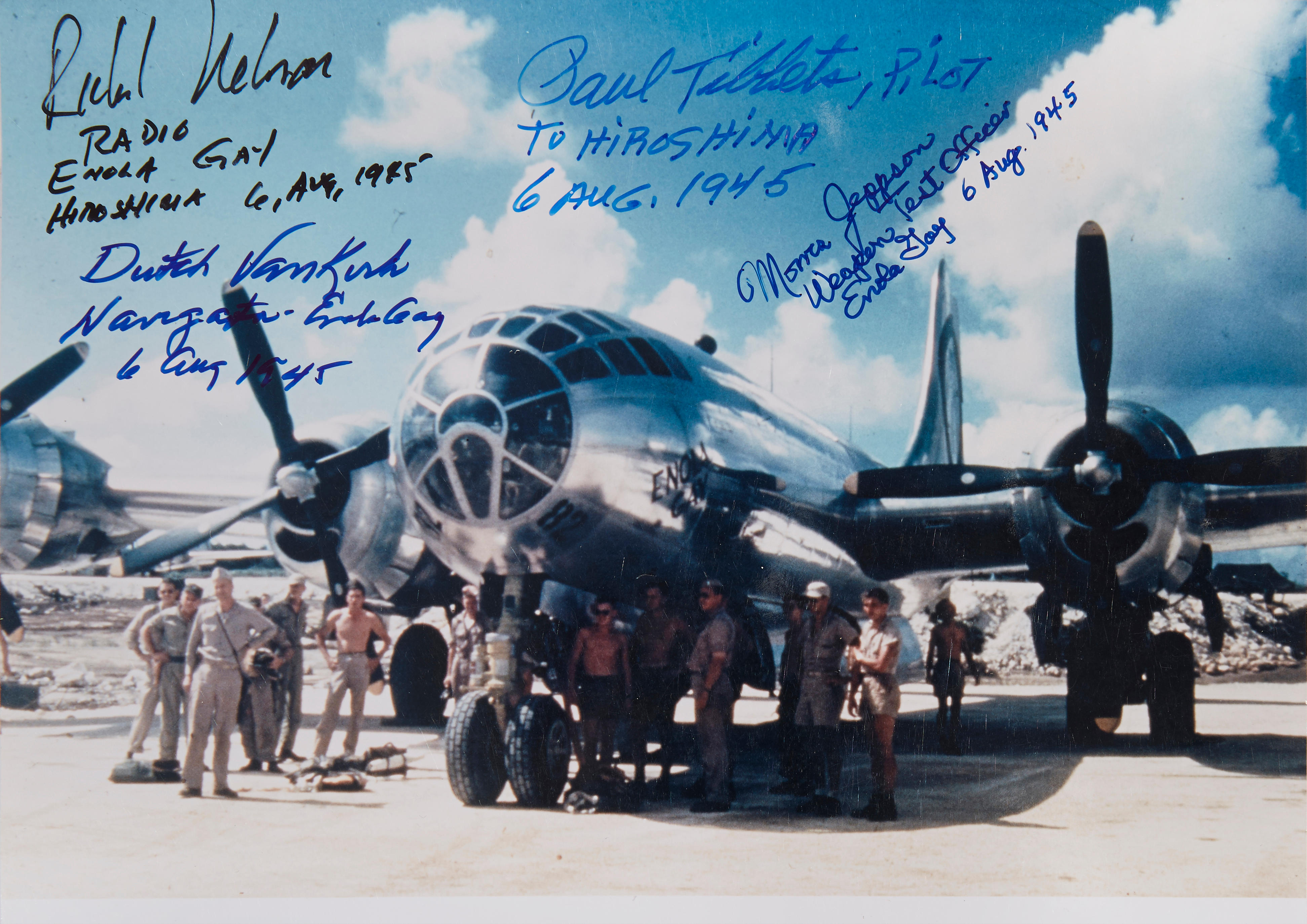 signed photo of all crew of enola gay